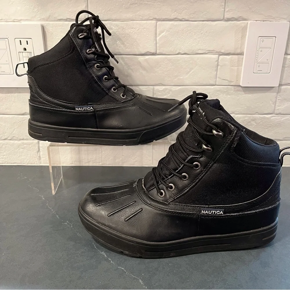 Nautica sz 10 black leather canvas lace-up duck boots